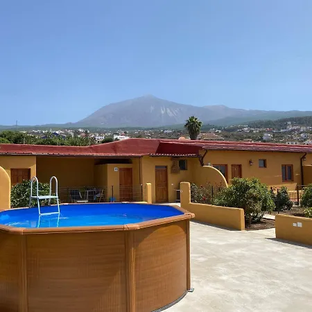Dom wakacyjny Casa Quemahierro 2 *